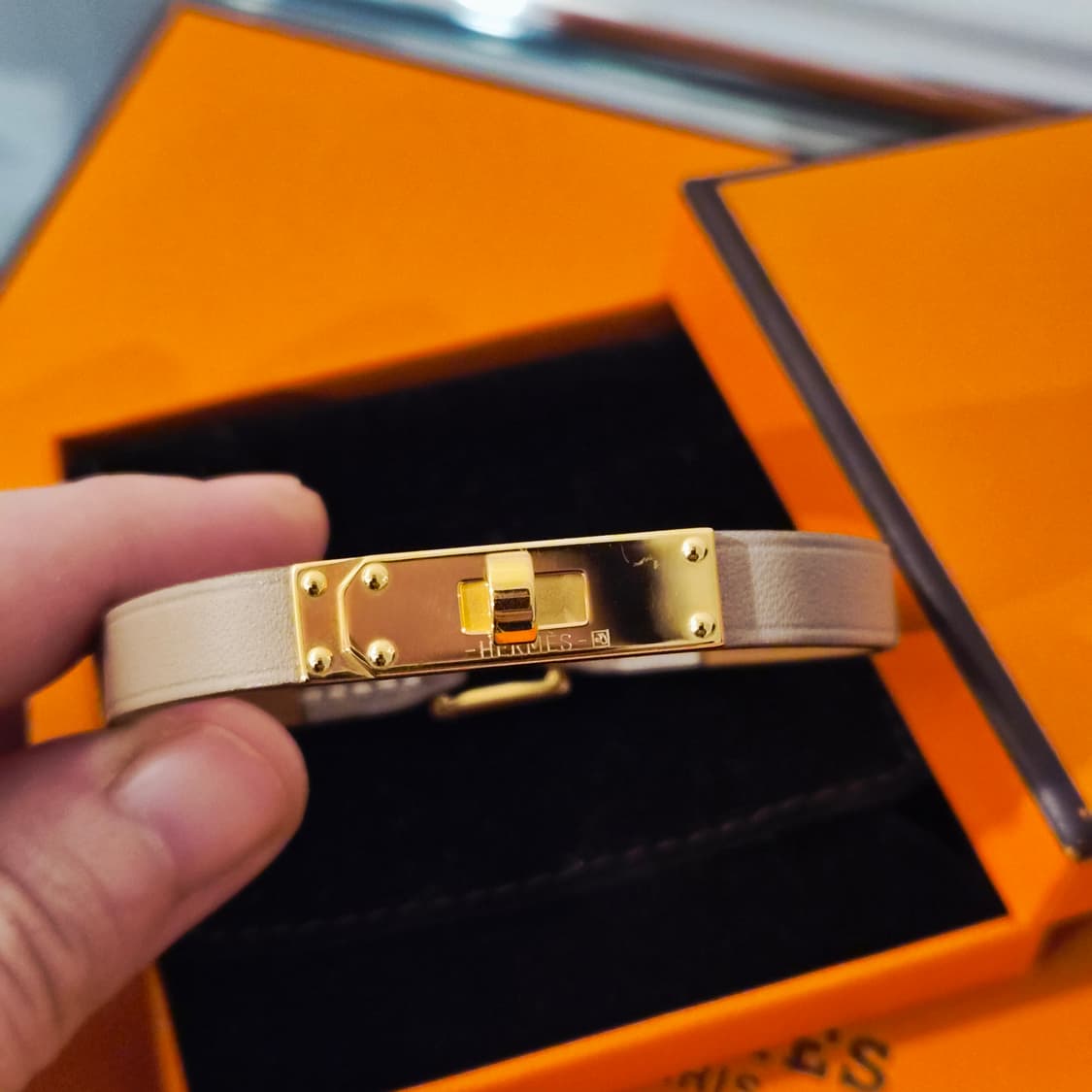 에르메스 마이크로 켈리 팔찌 베이지 금장 S 상품이미지2