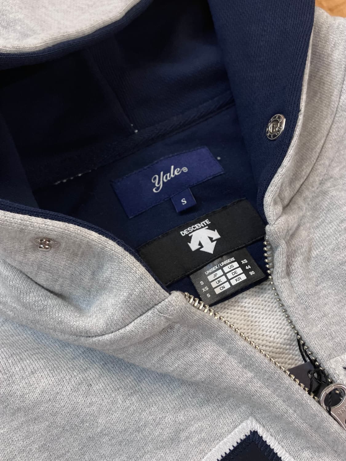 데상트 예일 후드집업 그레이 S #csz3697 상품이미지4