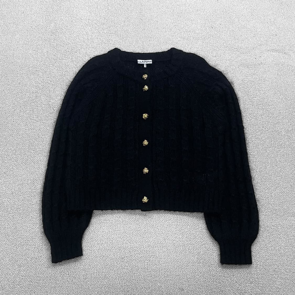 가니 Ganni 케이블 퍼프 가디건 블랙 상품이미지1