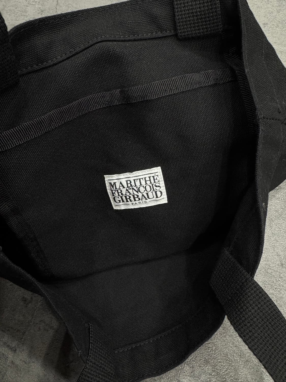 마리떼 프랑소와 저버 블랙 에코백 상품이미지2