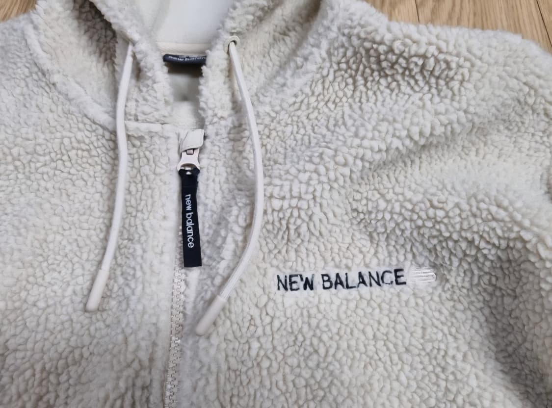 뉴발란스 UNI NB 레터링 후리스 (플리스)
후드집업, 플리스 쟈켓 상품이미지5