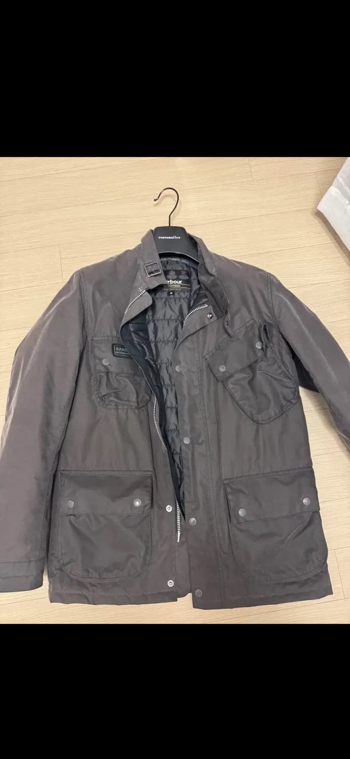 바버인터내셔널 자켓 m사이즈 팝니다. 상품이미지2