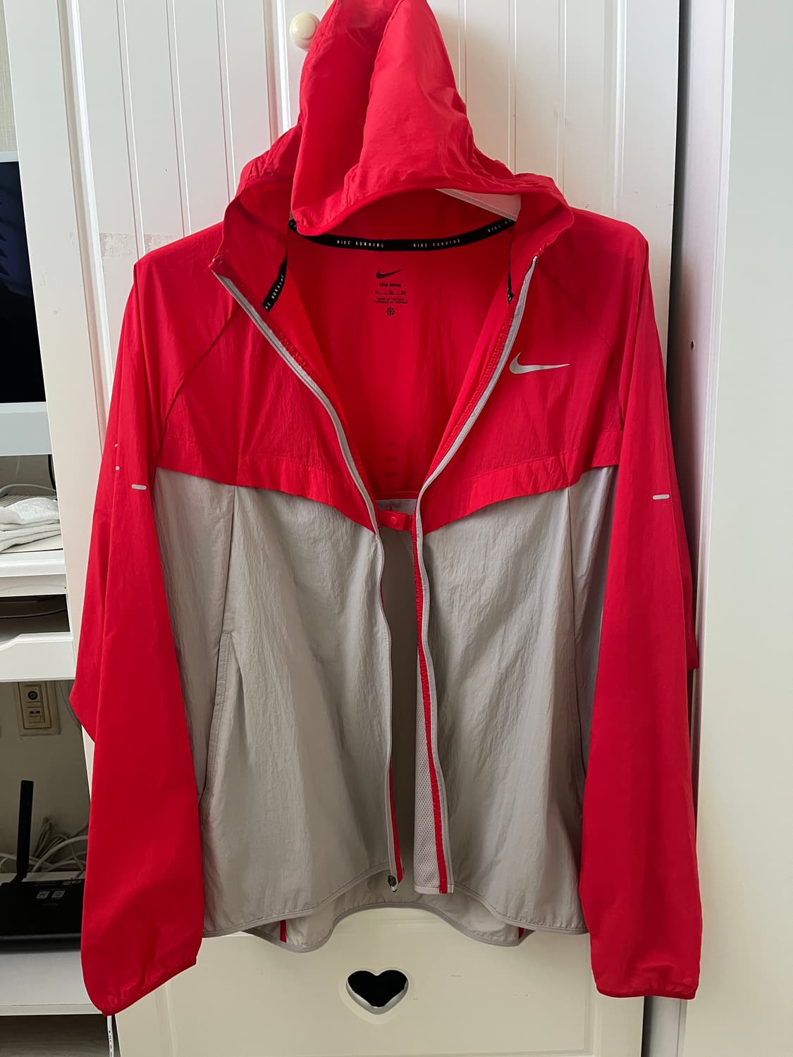 나이키 스트라이드 UV 러닝 바람막이 재킷 (105) 상품이미지1