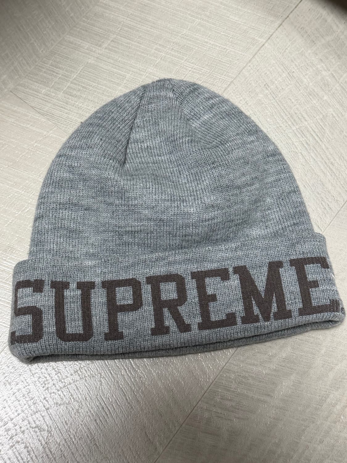 슈프림 뉴에라 바시티 비니 상품이미지1