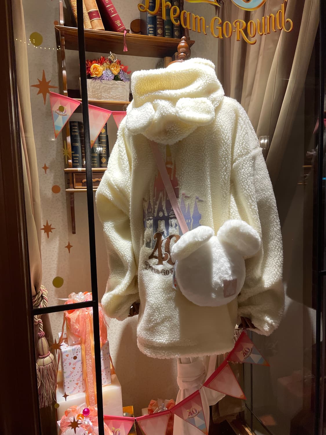 도쿄 디즈니랜드 40주년기념한정 아이보리 후드 후리스 새상품 상품이미지2