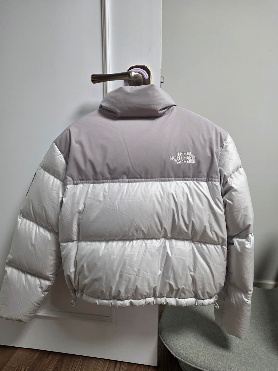노스페이스 화이트 라벨 노벨티 눕시 다운 자켓 아이스그레이 S 상품이미지3