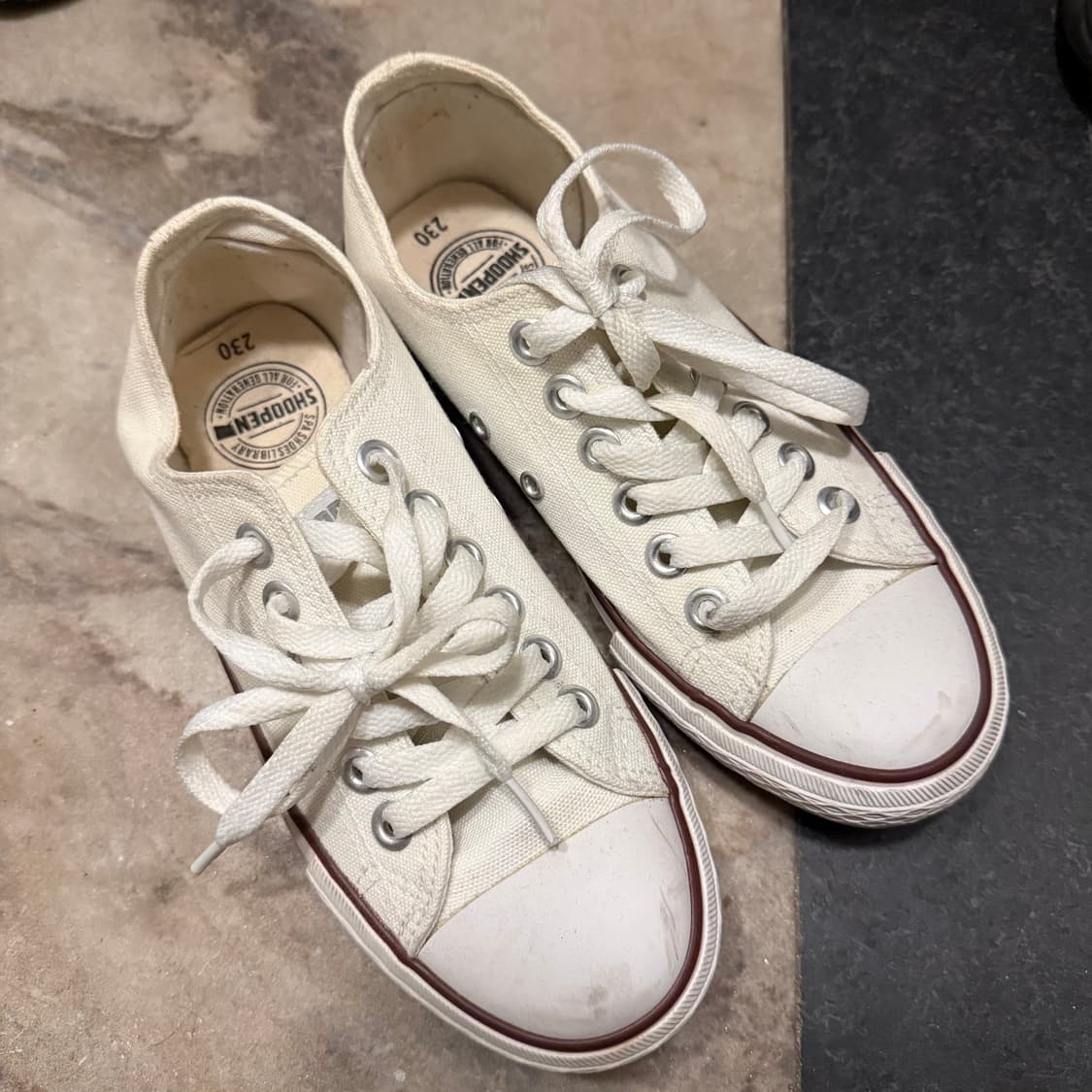 슈펜 아이보리 스니커즈 230mm 상품이미지1