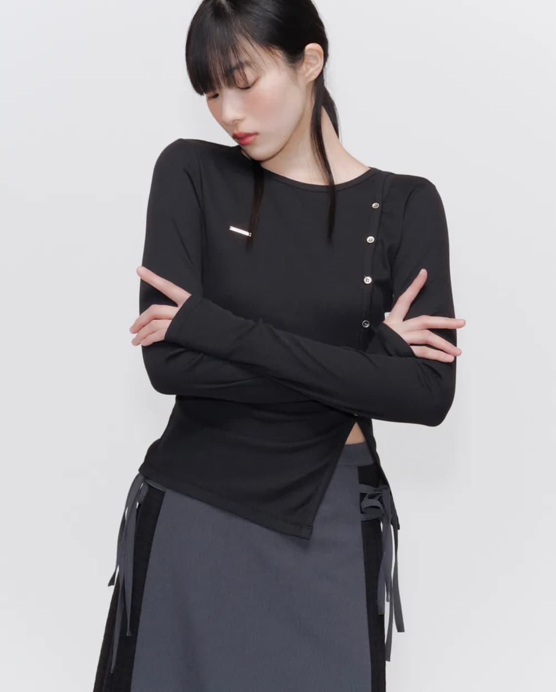 Unbalanced button long sleeves BLACK 상품이미지3