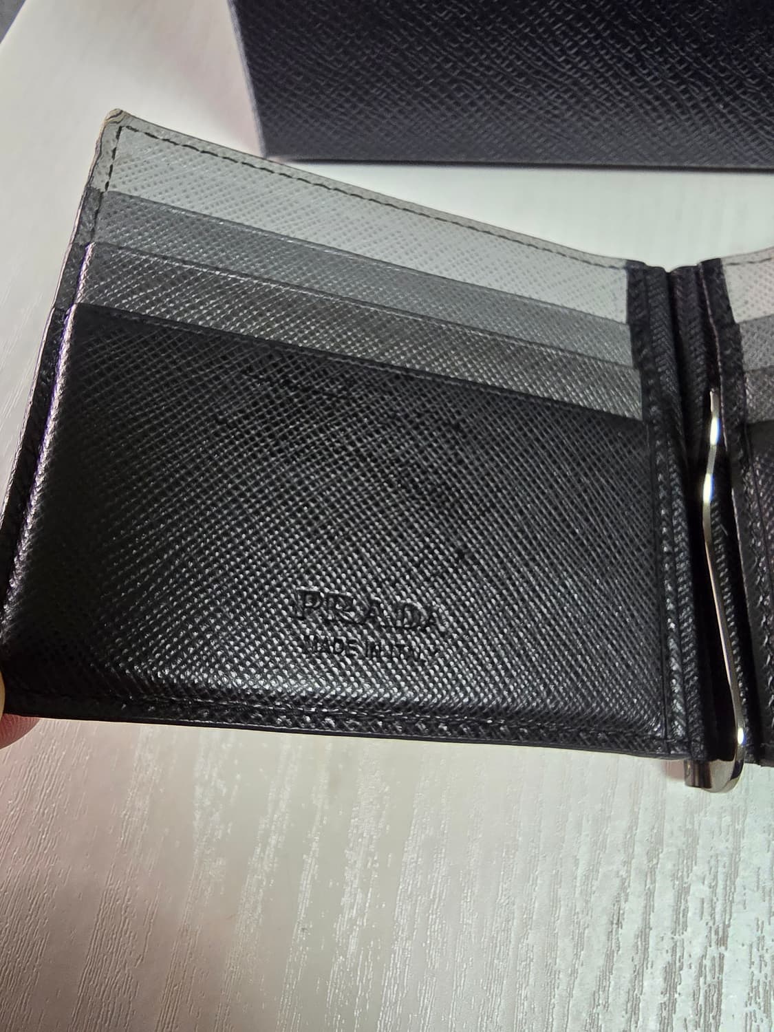 프라다 머니클립 상품이미지4