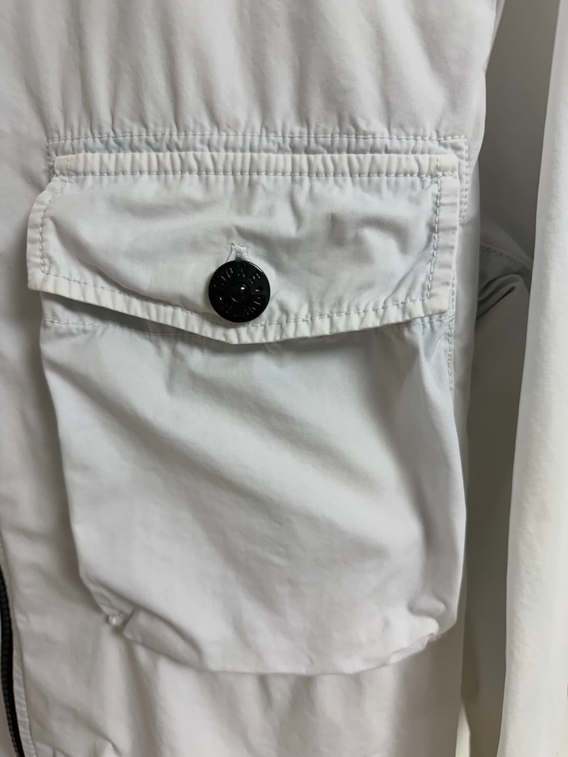 백화점판 스톤아일랜드 셔츠자켓 L 상품이미지2