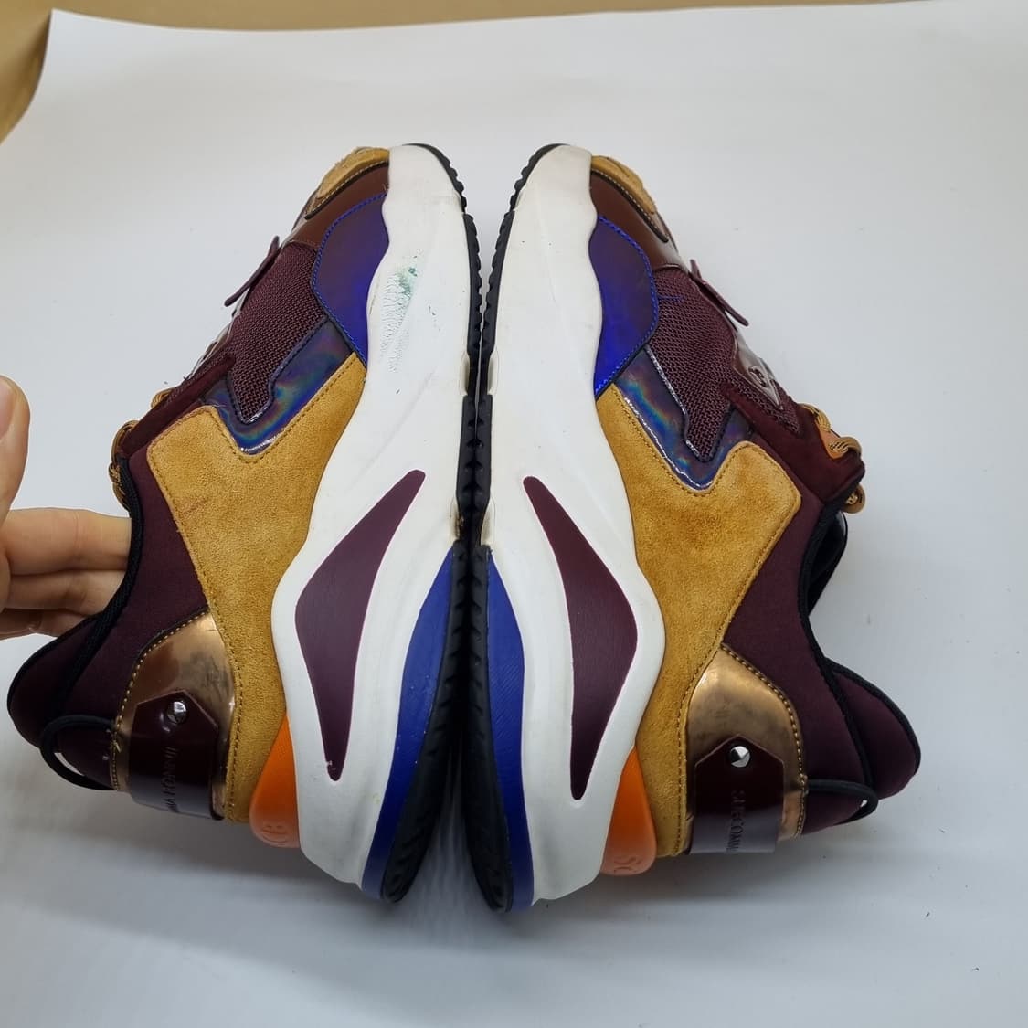 슈콤마보니 디어문 남성스니커즈275. 상품이미지5