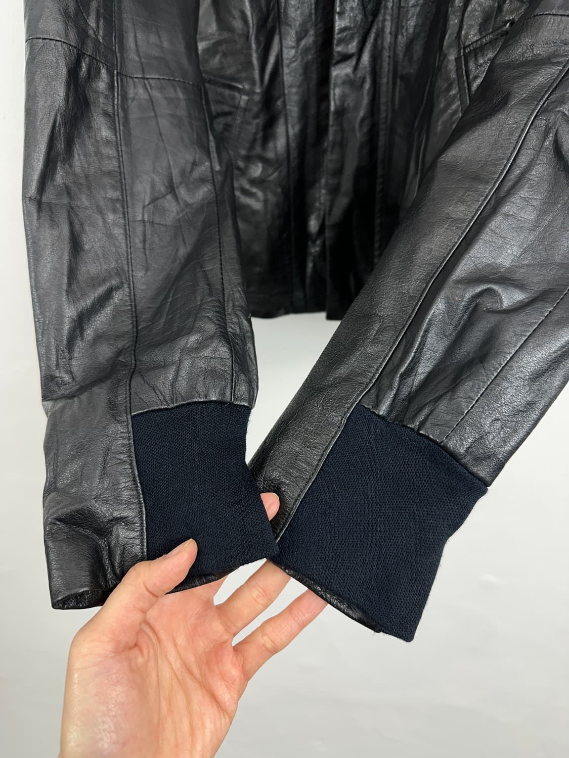 Lambskin High-Neck Leather Jacket 상품이미지4