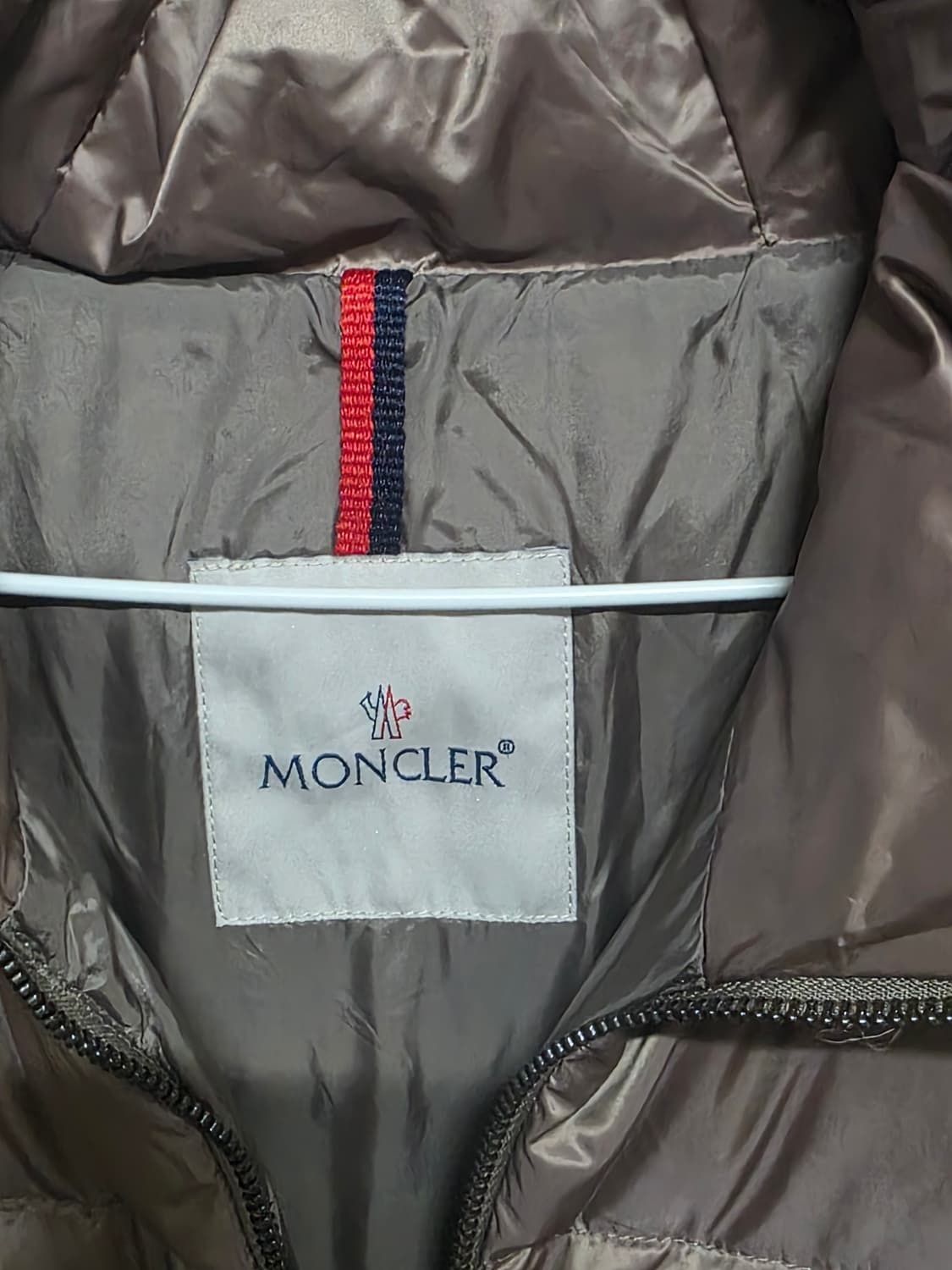 몽클레어 구스다운 패딩 상품이미지4