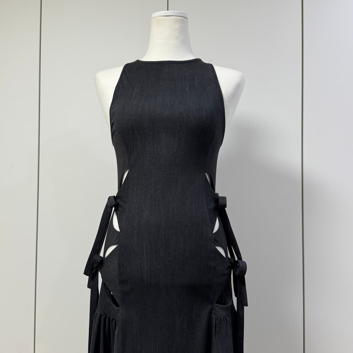 Arum Cutout Dress, Slate 상품이미지3