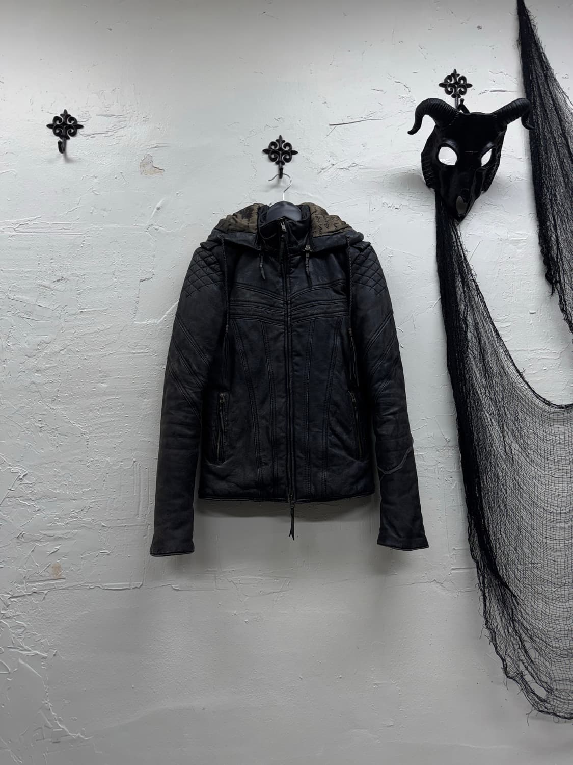 14th adiiction old effect hood leather j 상품이미지2