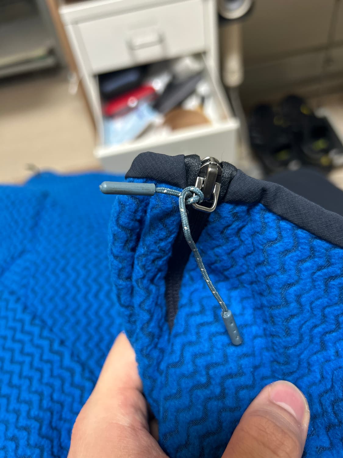 파타고니아 r1 에어 후디 XL 상품이미지10