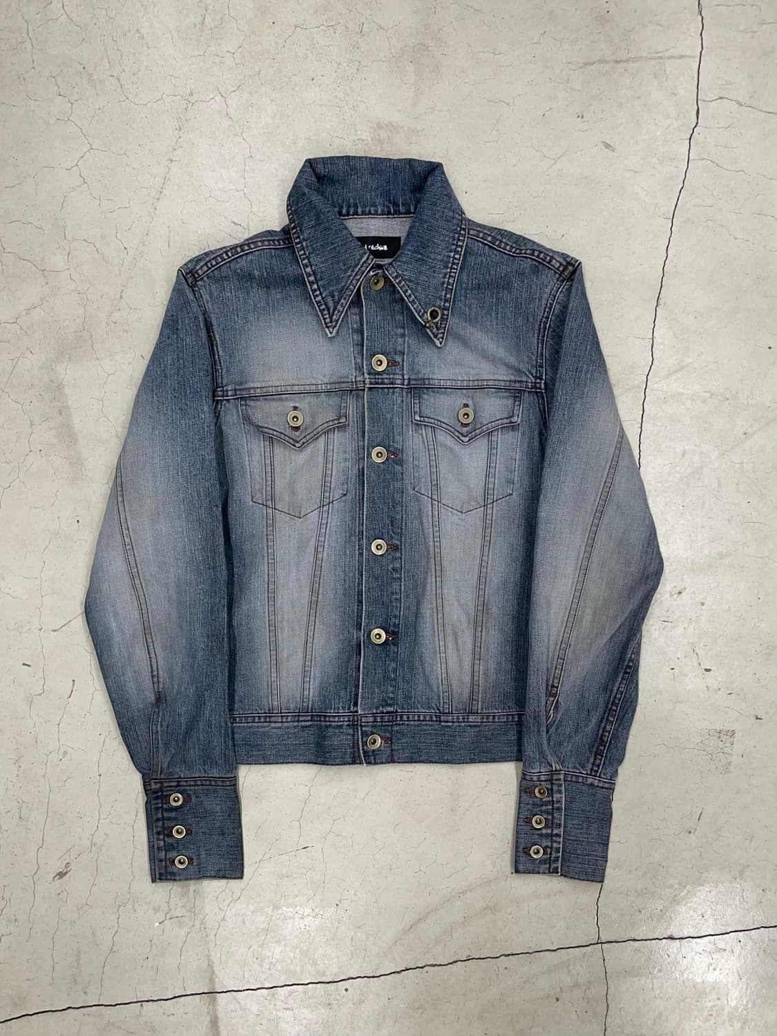 Led Rechwe piercing Denim Jacket 상품이미지1