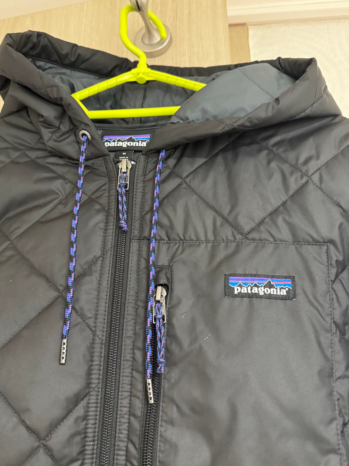 파타고니아 경량패딩 상품이미지2
