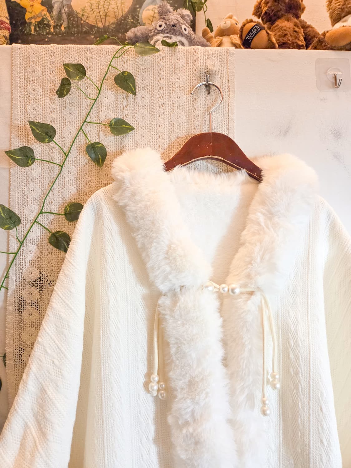 퍼 트리밍 퓨어 니트 케이프 자켓 상품이미지2