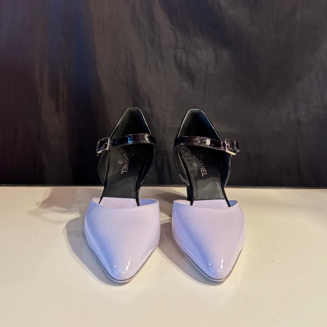 샤넬 투톤 페이던트 메리제인 힐 상품이미지3