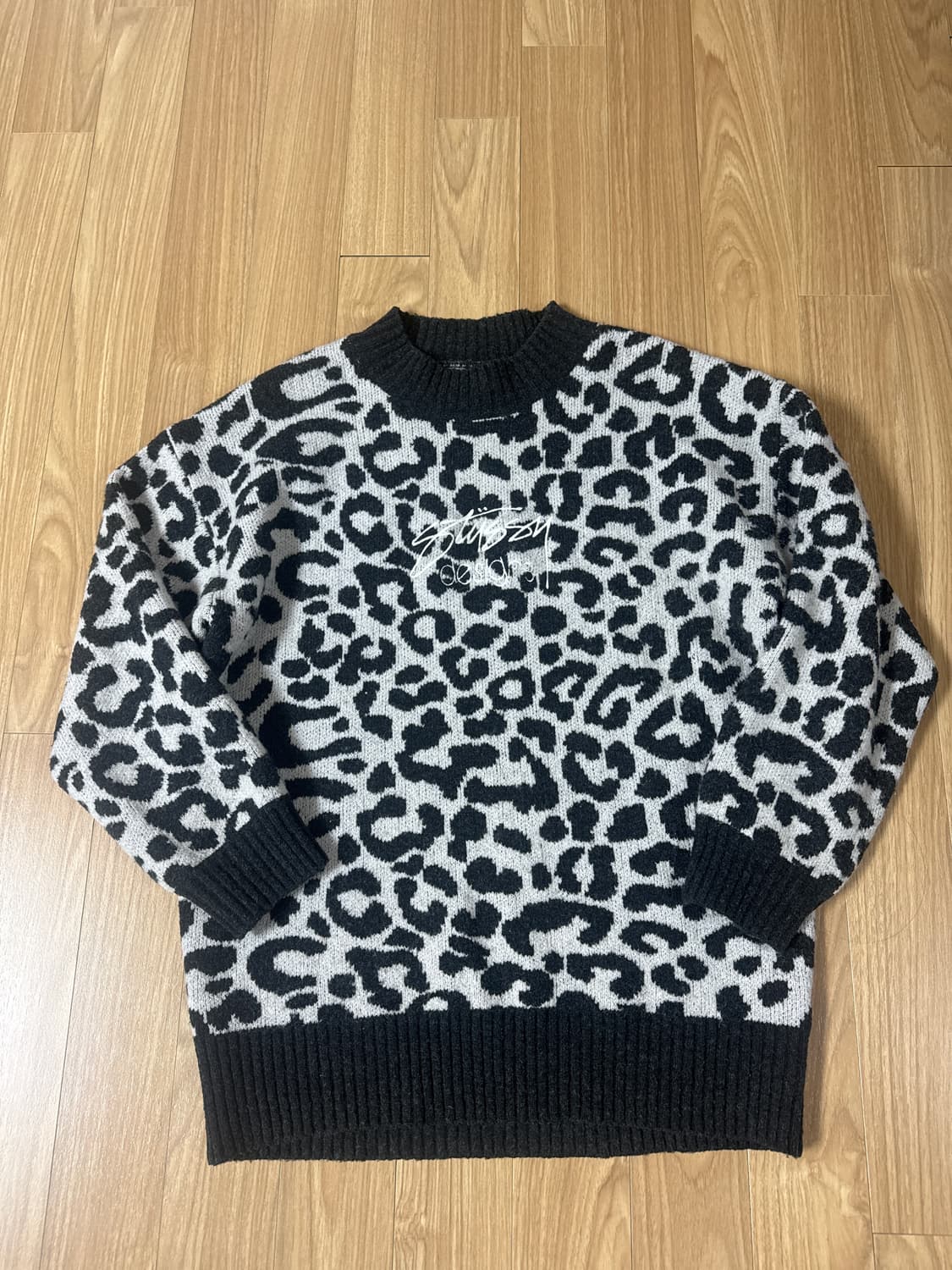 스투시 호피니트 상품이미지1