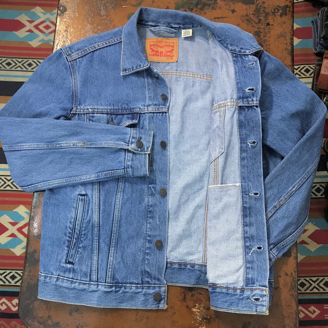 리바이스 중청 데님 트러커자켓 남성 105 사이즈  상품이미지4
