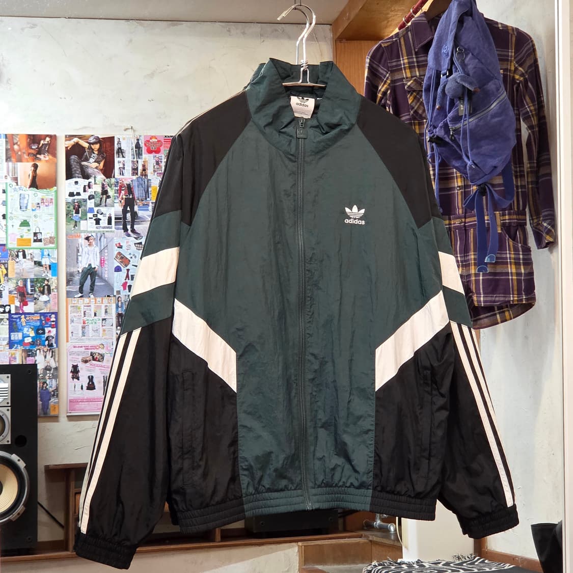 아디다스 그린 배색 바람막이 상품이미지1