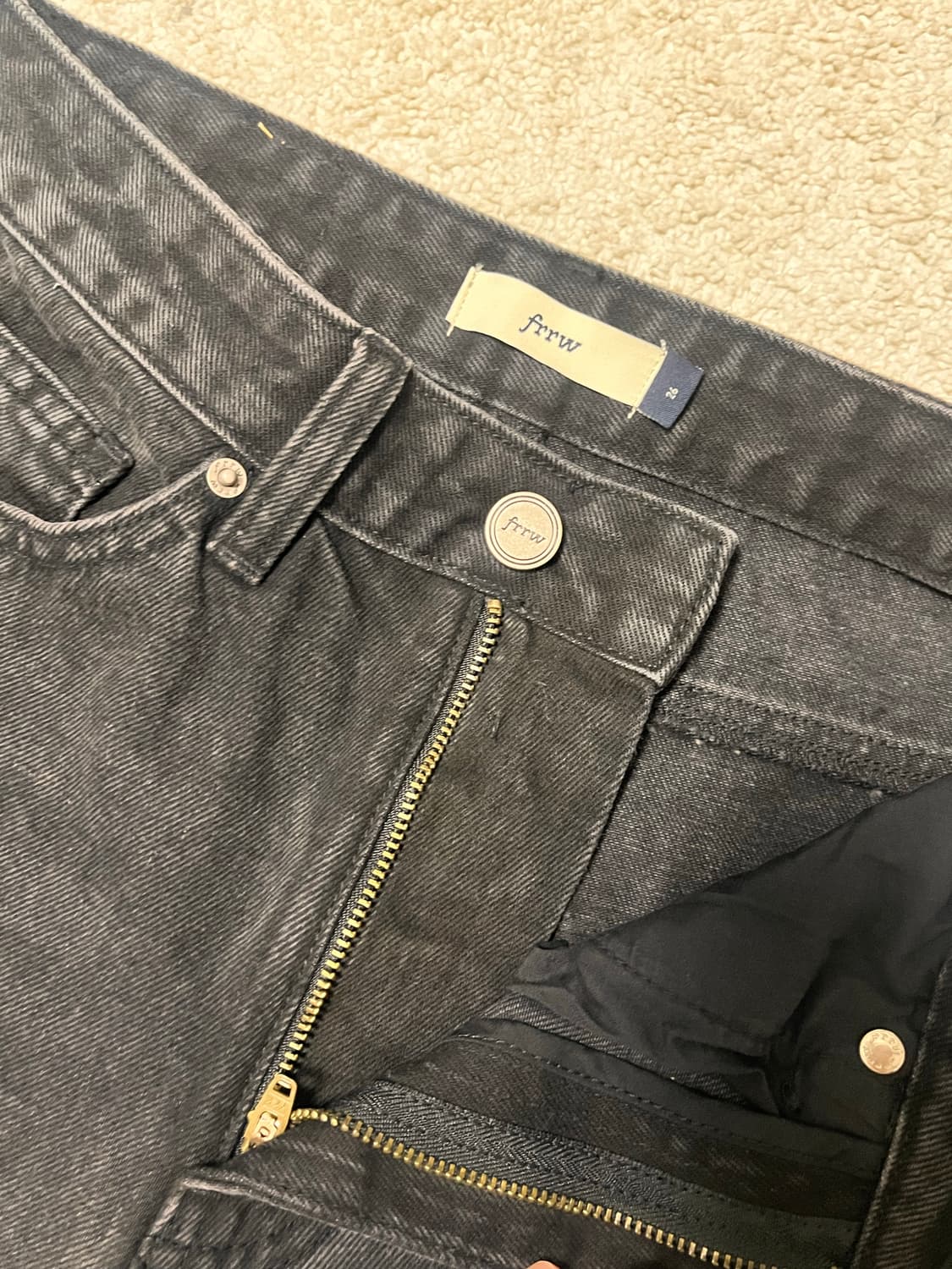 프런트로우 frrw 하이라이즈 부츠컷 청바지 상품이미지4