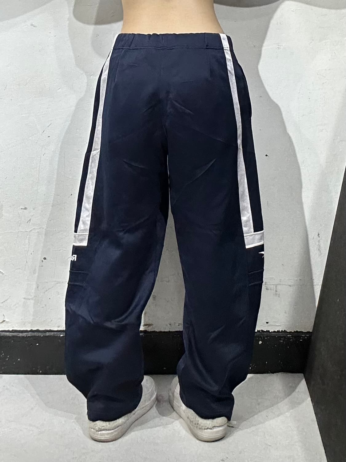 리복 네이비 와이드 화이트 포린크 추리닝 바지 트레이닝 팬츠  상품이미지3