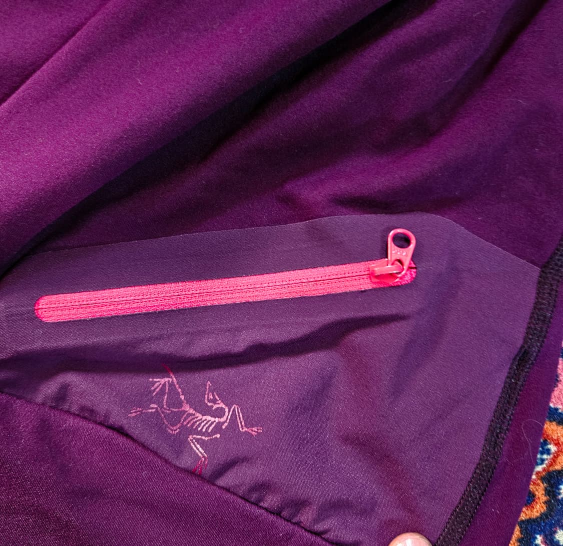 아크테릭스(Arcteryx) 버텍스 후디 기능성 러닝 스웨터  상품이미지3