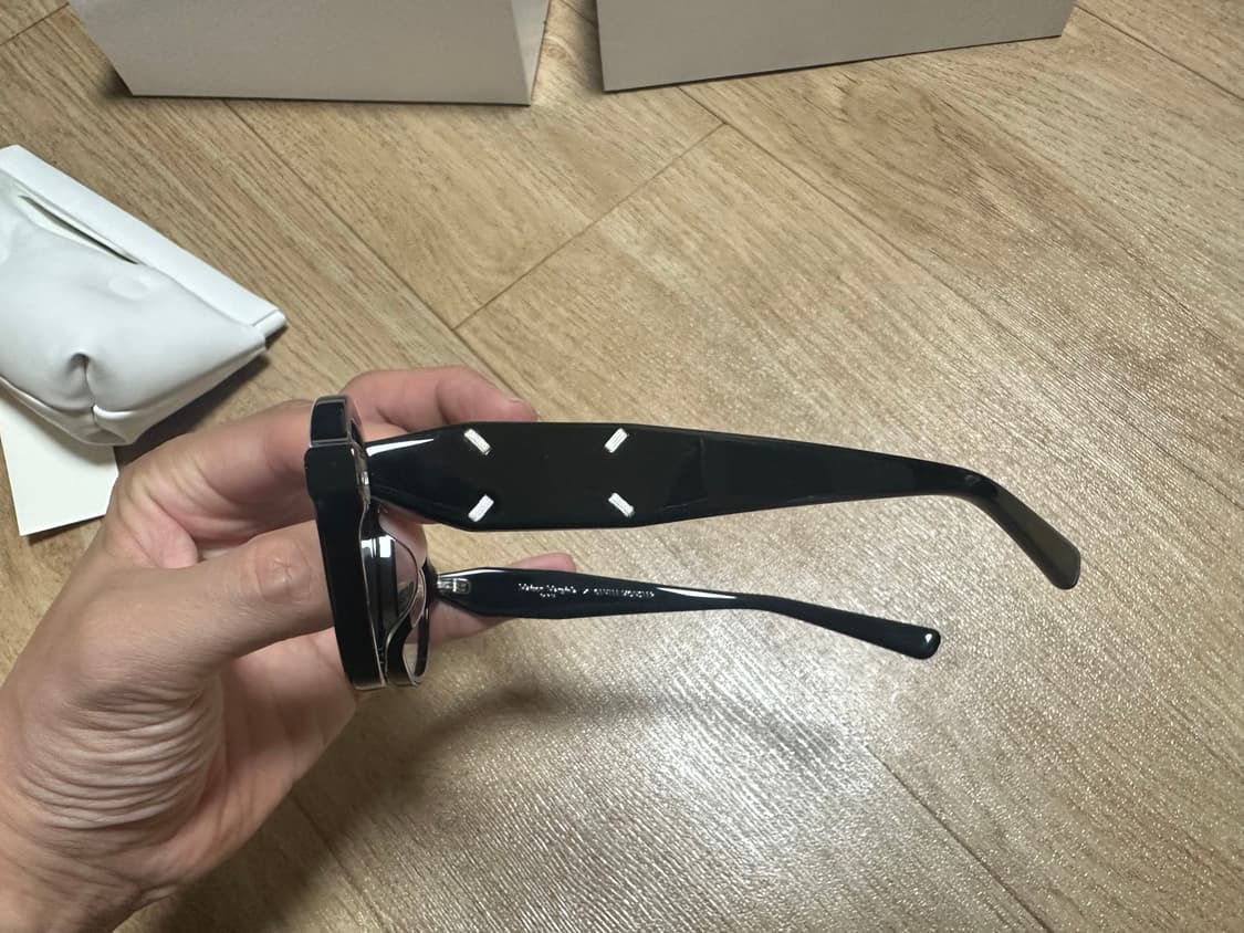 젠틀몬스터 메종마르지엘라 mm113 블랙 클리어 상품이미지7