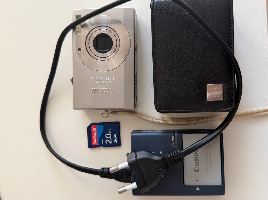 익서스 ixus 90 is 미우미우 디카 상품이미지1