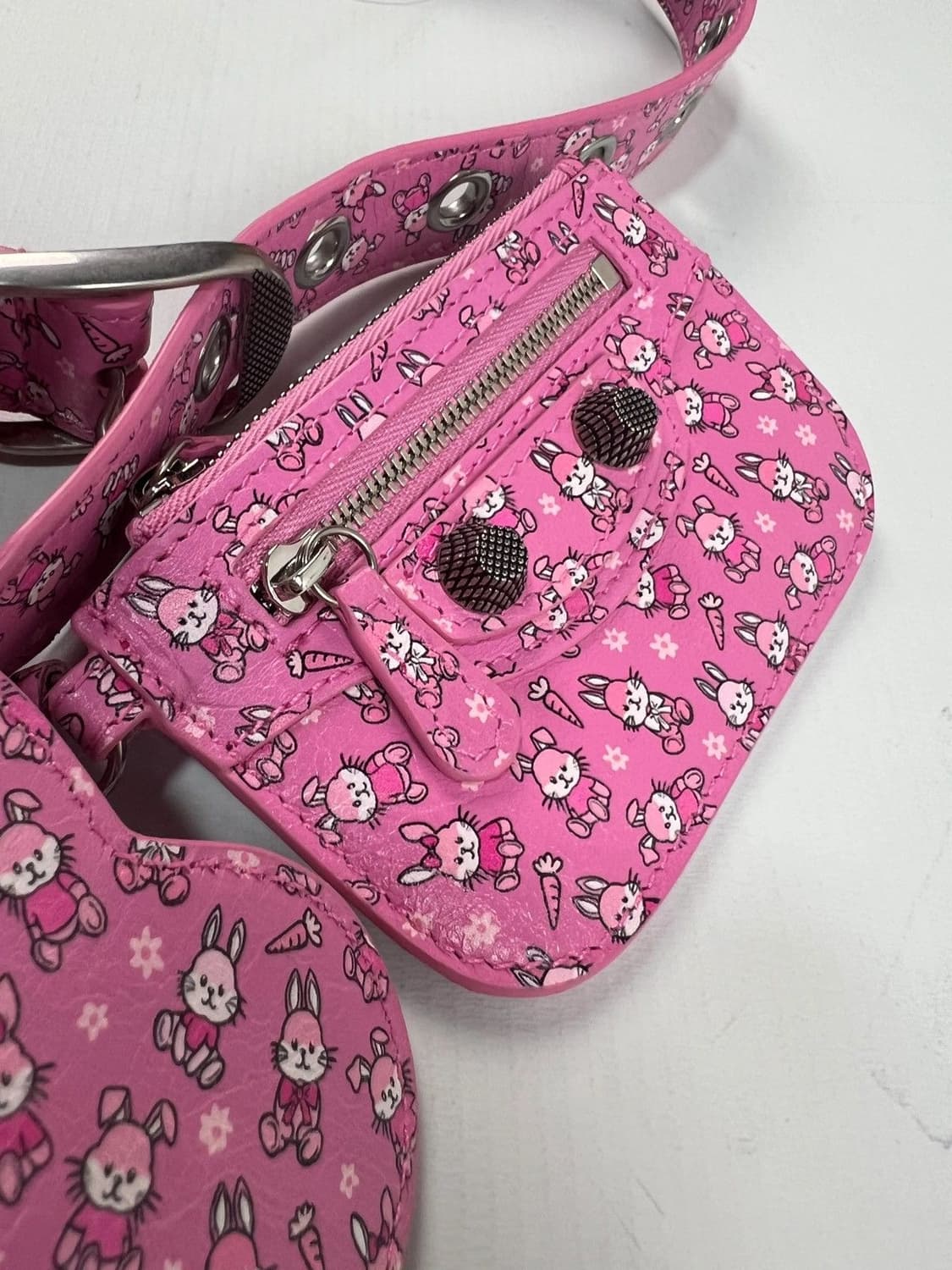 발렌시아가 르 카골 백 한정판 버니 핑크 상품이미지1