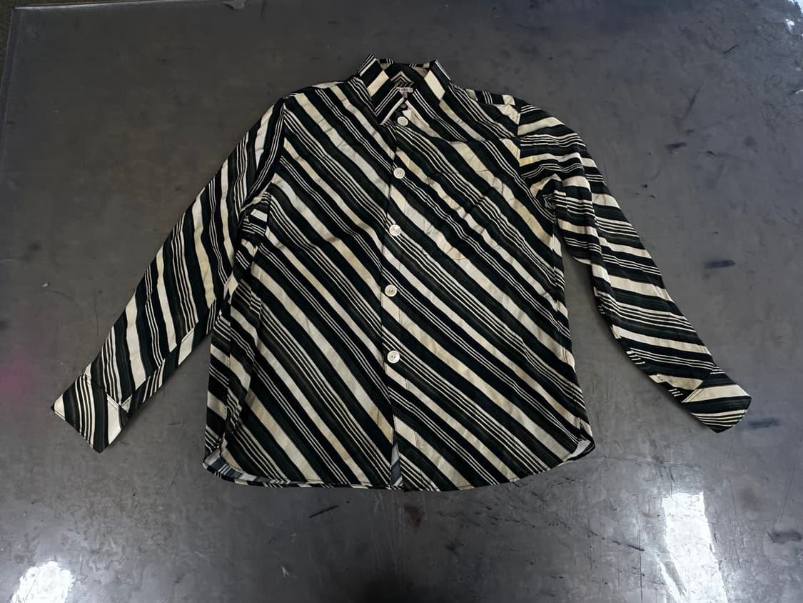 Masu vase pattern shirts 상품이미지1
