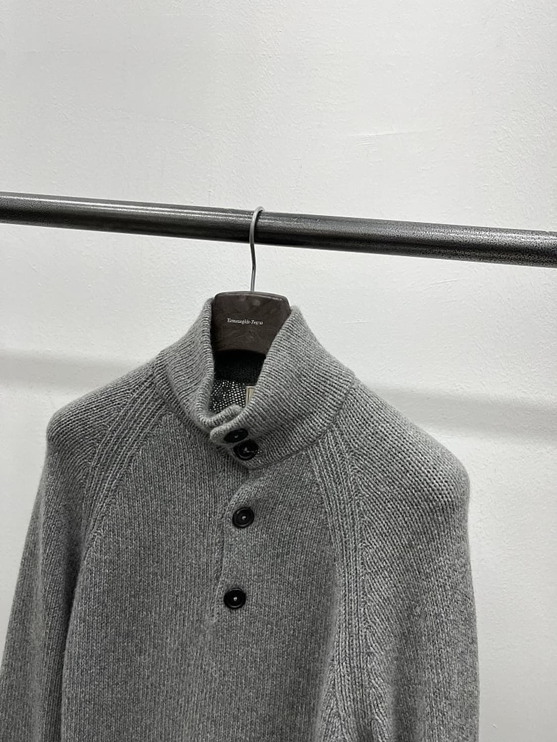 105) 에르메스 캐시미어 버튼니트  상품이미지2