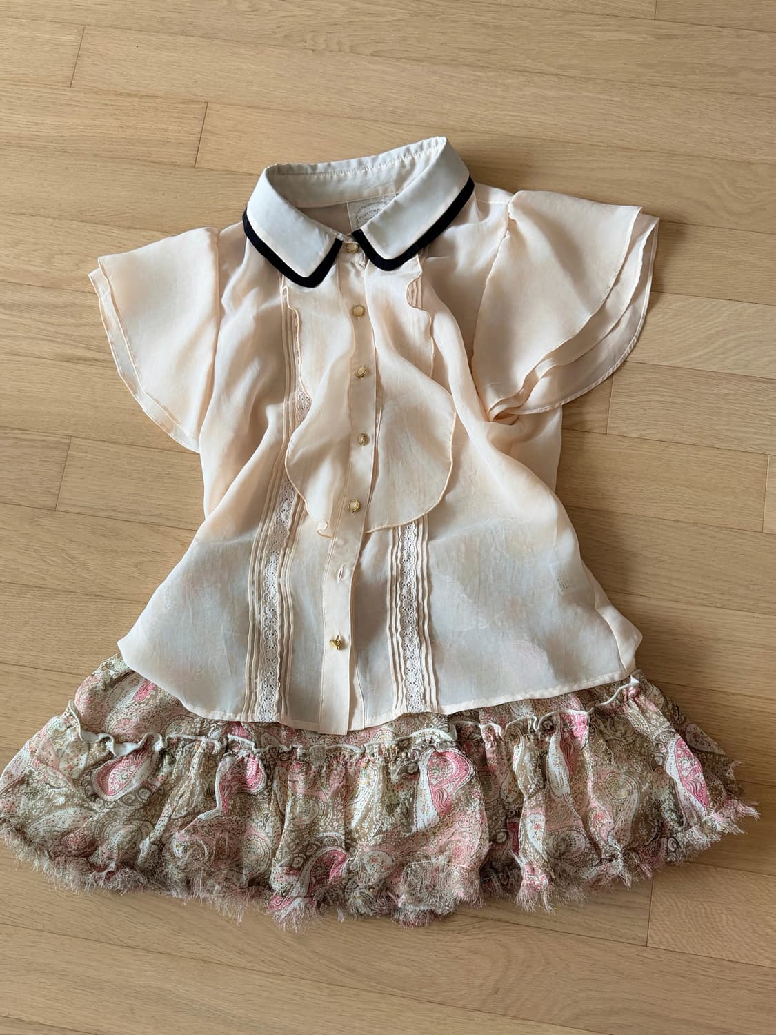 리즈리사 엑시즈팜깔 블라우스 스커트 세트 상품이미지1