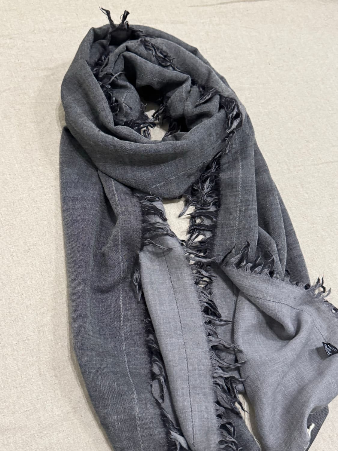 디올 옴므 프린지 실크 더블사이드 머플러 상품이미지2