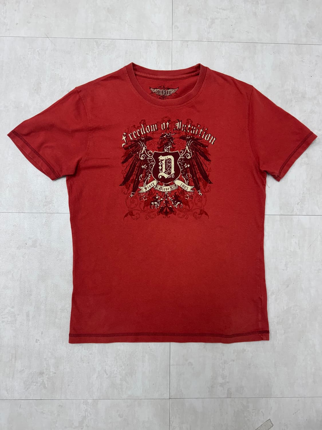 •디젤 Y2K 그래픽 반팔 티셔츠 상품이미지1