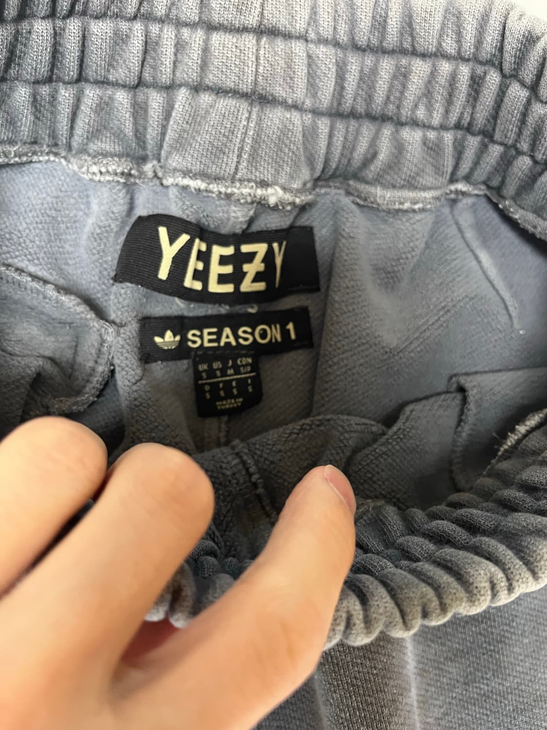 yeezy season 1 스웨트 숏 팬츠 S 상품이미지3
