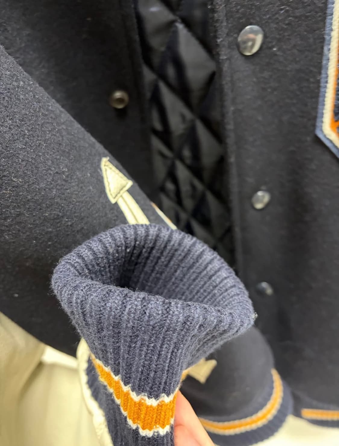 아웃스탠딩 바시티 자켓 Msize 상품이미지8