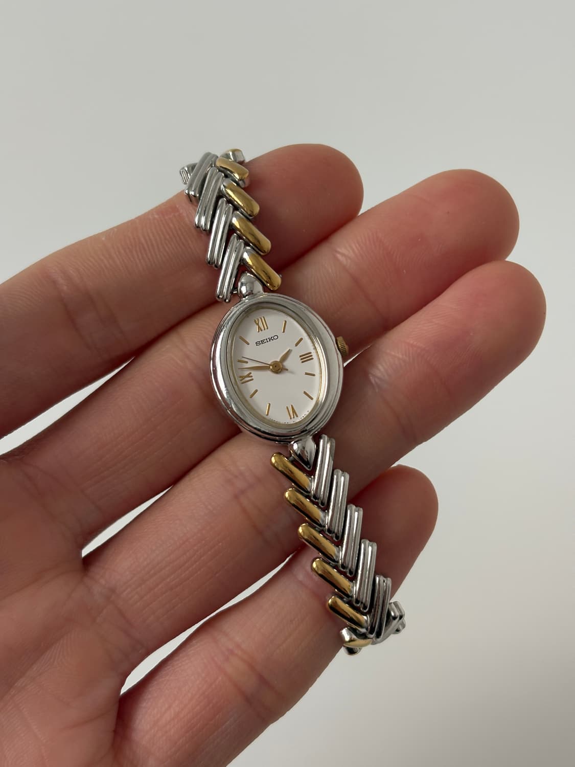세이코 1980년대 빈티지 시계 오벌 브레이슬릿 콤비 쿼츠 여성 상품이미지1