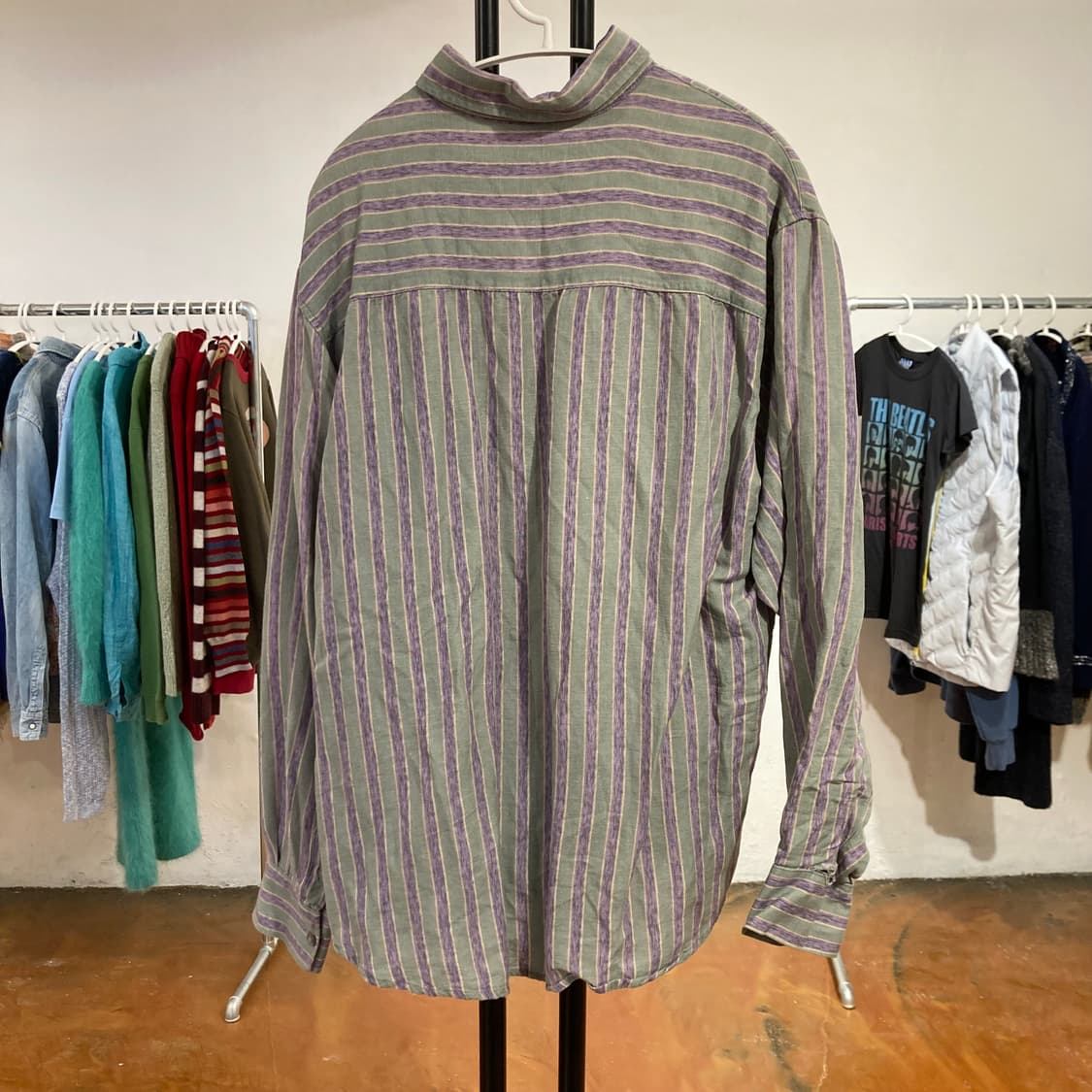 비욘드 클로젯 하트 패치 스트라이프 셔츠 상품이미지7