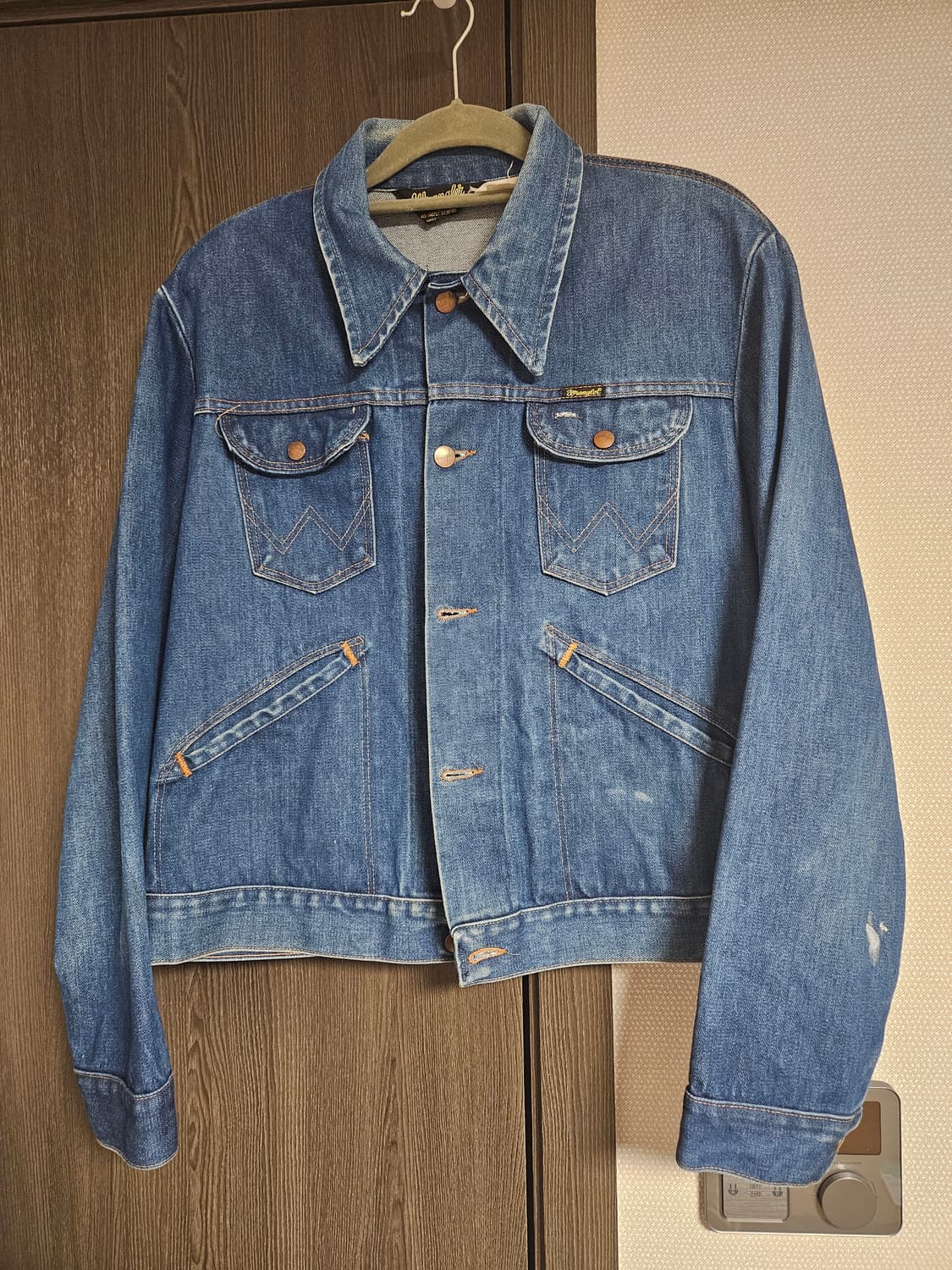 랭글러 70s 데님 트러커 자켓 44 (74126NV) 상품이미지1