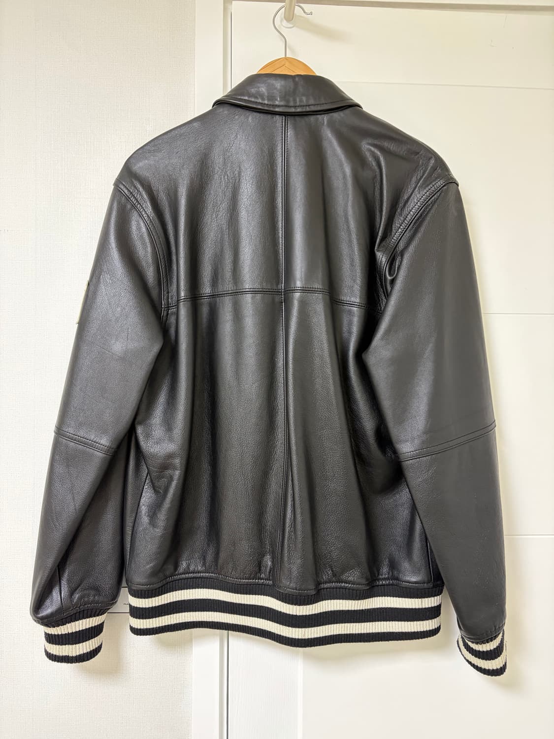 슈프림 레더자켓 상품이미지3