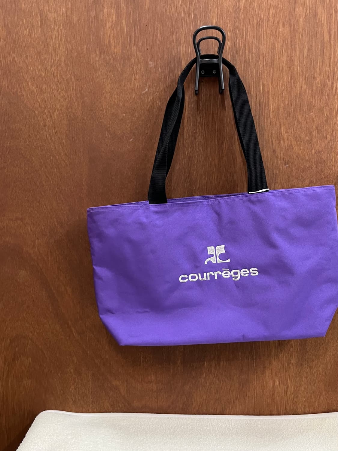 꾸레쥬 로고 쇼퍼백 퍼플 상품이미지1