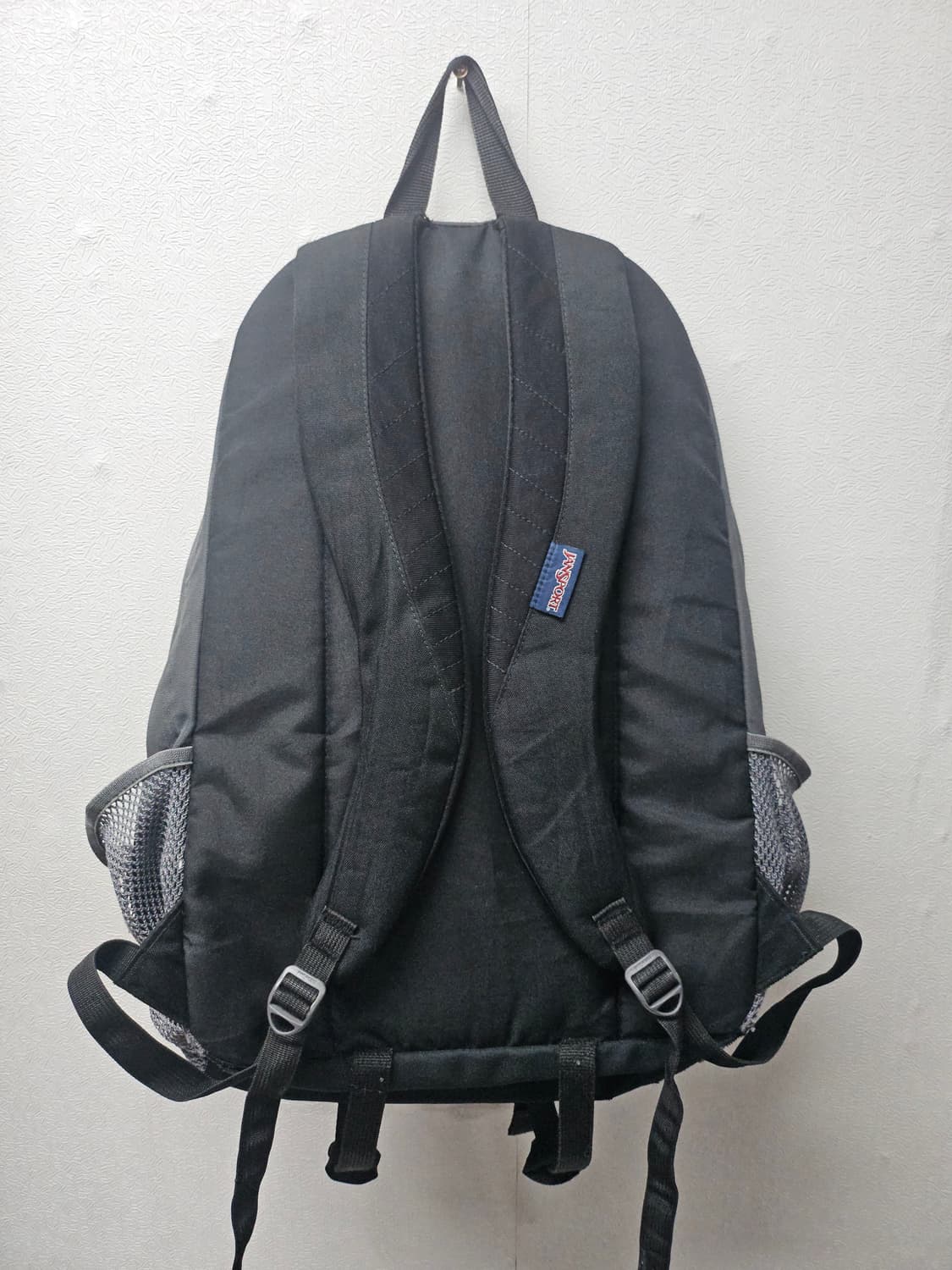 잔스포츠(Jansport) 엔보이 레트로 백팩 회색+검정 ( 33L ) 상품이미지4
