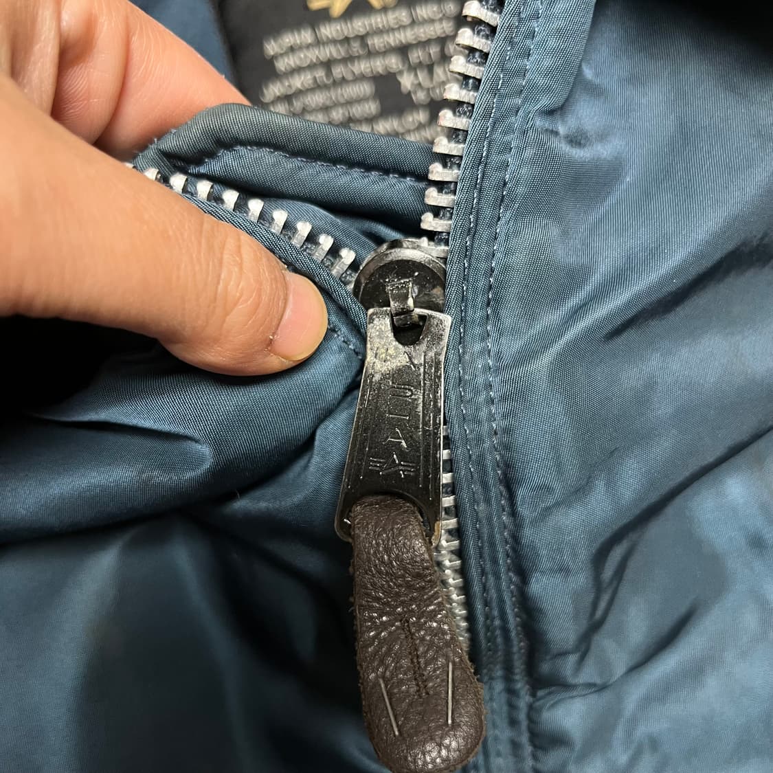 105 알파인더스트리 FLT-45F 항공자켓 상품이미지4