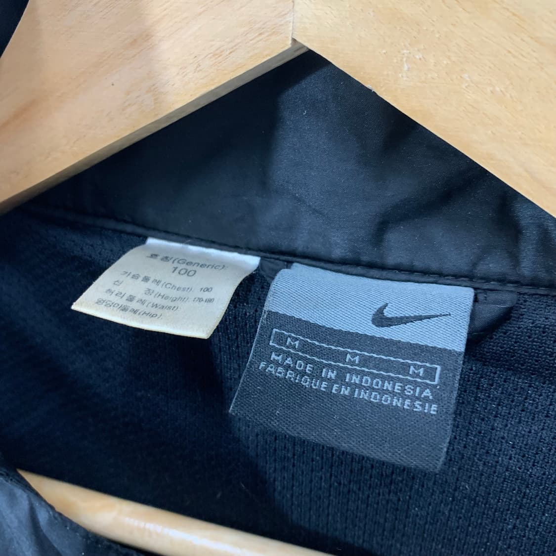 나이키 맨체스터유나이티드 2002 바람막이 블랙  상품이미지3