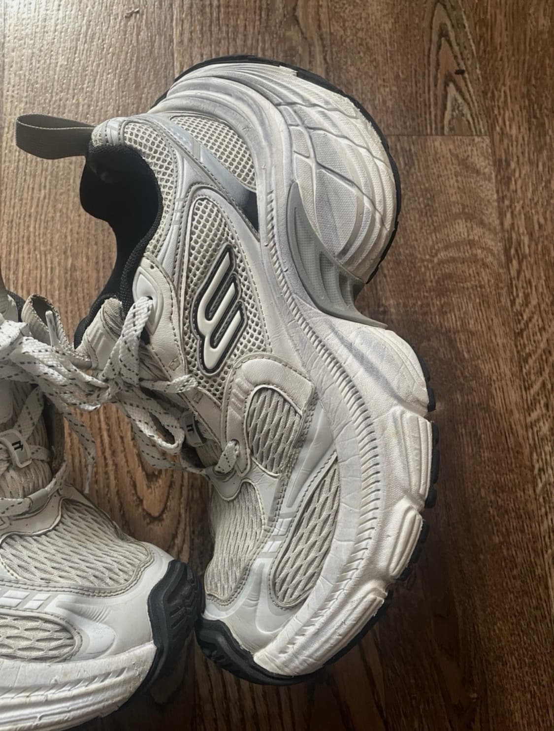 발렌시아가 10xl 41 상품이미지3