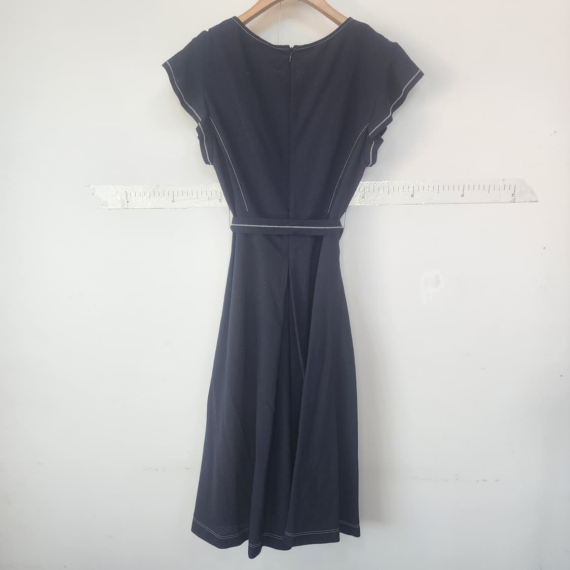 지고트 네이비 핀턱 플레어 원피스 상품이미지9